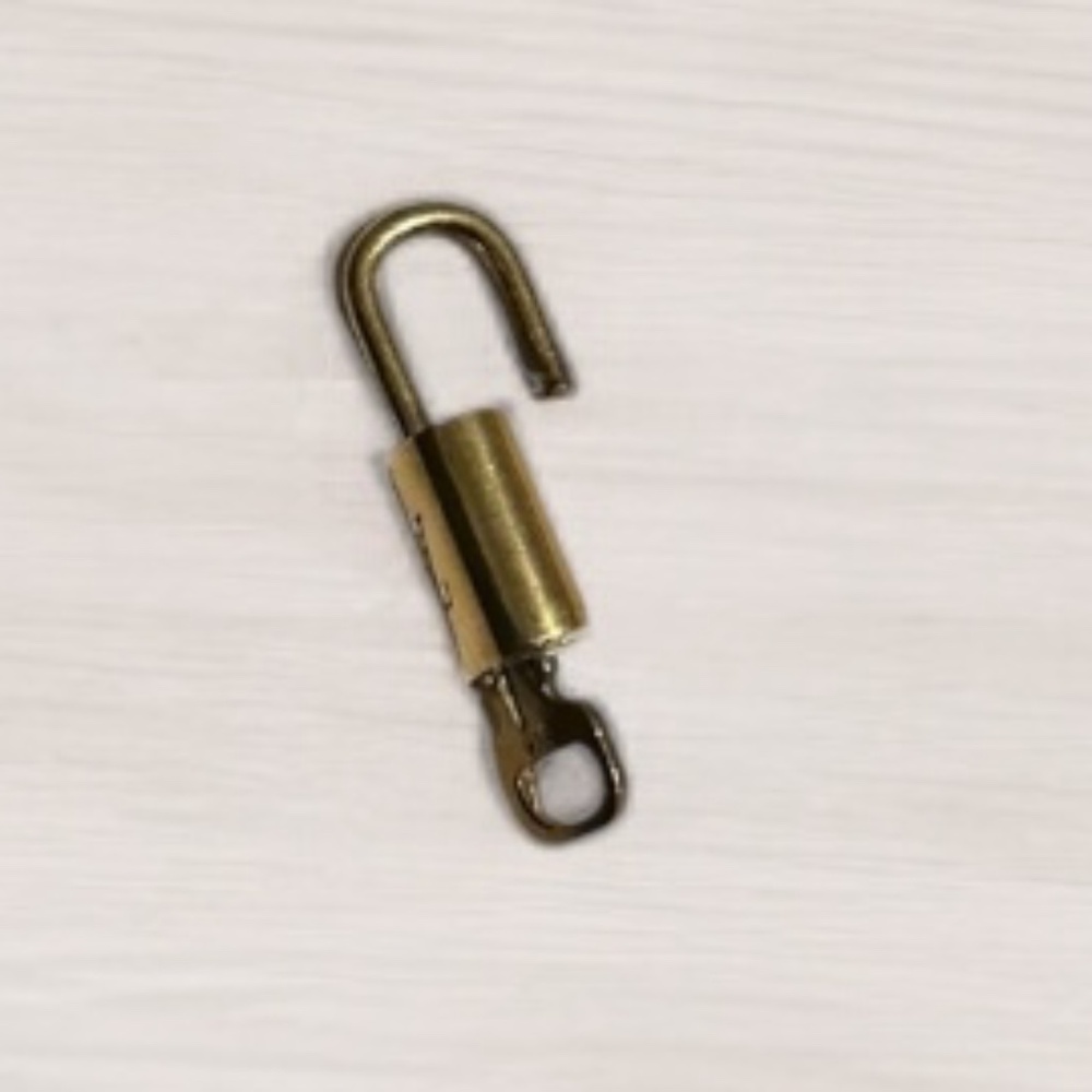 Louis Vuitton Lock and Key #315 🔐 - Picture 3 of 6